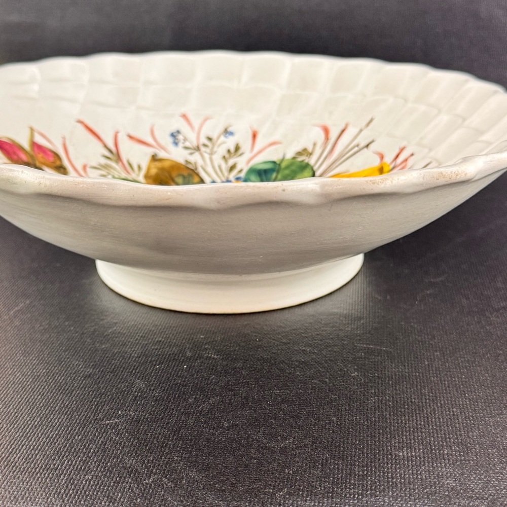 Vintage Italian Pottery Large Scalloped Edge Bowl Hand Painted Florals Italy - Picture 7 of 9